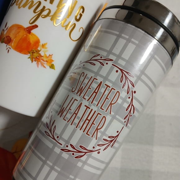 Autumn Collection Of Travel Mugs + 1 Halloween Travel Mug - Picture 5 of 6